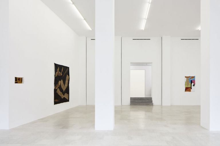 Francis Offman. Exhibition view at P420, Bologna 2021. Photo Carlo Favero