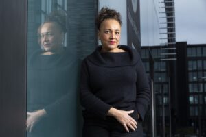 Lesley Lokko sarà la curatrice della Biennale Architettura 2023