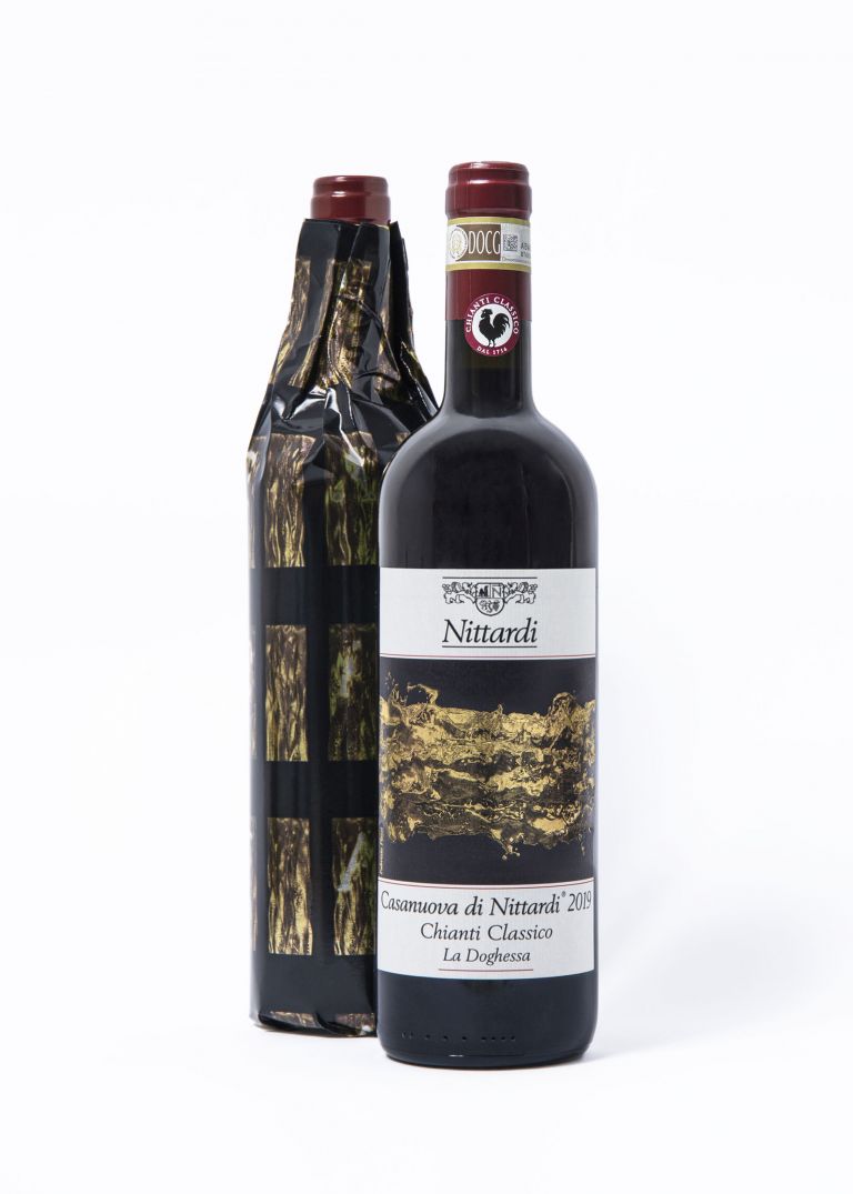 Chianti Classico Casanuova di Nittardi Vigna Doghessa 2019 - bottiglia con e senza carta seta