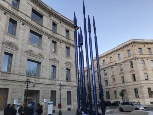 Rigenerazione urbana: a Torino Italgas inaugura un’opera d’arte di Oliviero Rainaldi