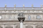 Palazzo Maffei, Verona. Particolare della facciata seicentesca. Photo © Luca Rotondo