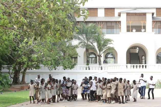 Attività per ragazzi al Palais de Lomé © Piment Production