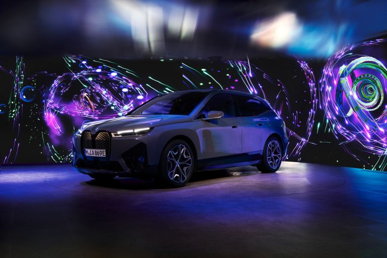 Quantum Garden: l’arte digitale entra nelle BMW con l’artista Cao Fei