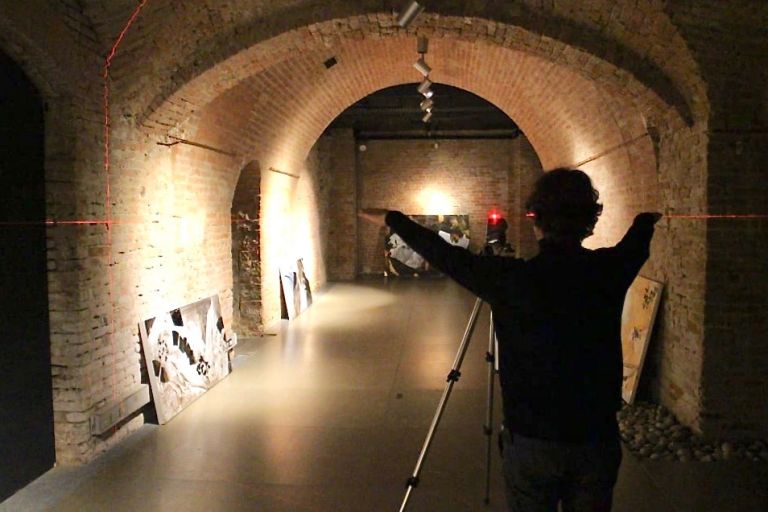 Del silenzio e della trasparenza, installation view at Palazzo Pubblico, Siena 2021. Photo Martina Liskova