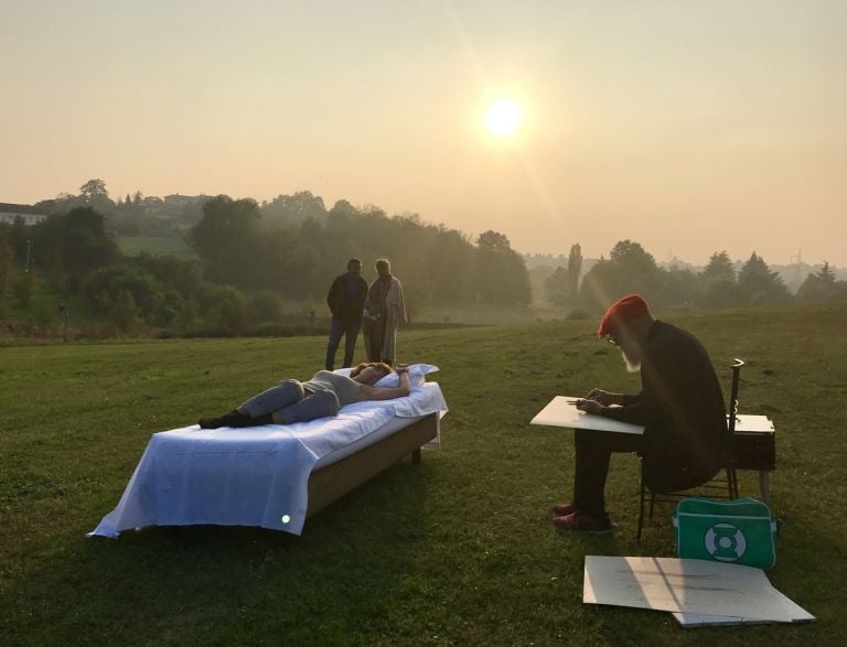 Francesco Lauretta, The Battle (disegni dal ciclo di performance sulla morte), 2011 2019, performance. Courtesy l'artista e Fondazione Pietro e Alberto Rossini, Briosco