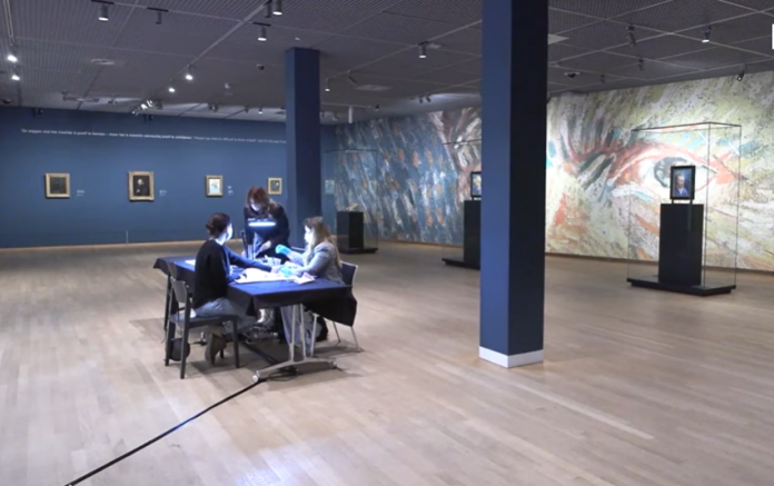 Il Van Gogh Museum ad Amesterdam trasformato in centro estetico