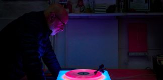 Il giradischi di di Brian Eno. Courtesy Paul Stolper Gallery