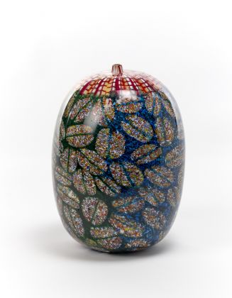 Yoichi Ohira, Grande vaso ovoidale con colletto troncoconico, 2002, € 81.250. Courtesy Il Ponte Casa d'Aste, Milano