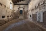 Installation view: Victor Man: 1837, Abbozzo per un Autoritratto, Sant'Andrea de Scaphis, Rome, 2021. Photography by Daniele Molajoli. Courtesy the artist and Gladstone Gallery