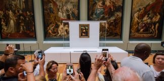 La Monna Lisa al Louvre di Parigi