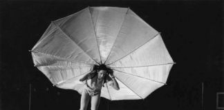 Robert Rauschenberg, Pelican, 1963, still da video © Robert Rauschenberg Foundation, New York