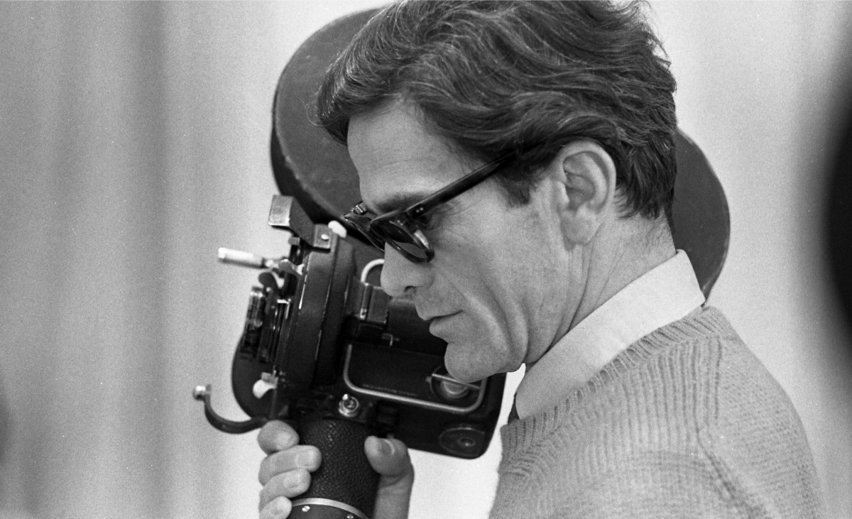 Pasolini sul set di Teorema, 1968 © Cineteca di Bologna Angelo Novi 