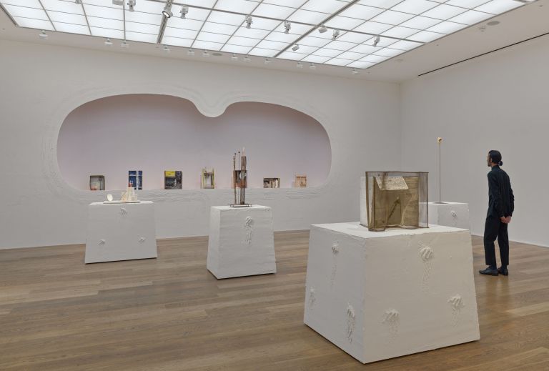 ‘Fausto Melotti. Theatre’, Installation view, Hauser & Wirth London, Photo: Alex Delfanne, Courtesy the artist and Hauser & Wirth