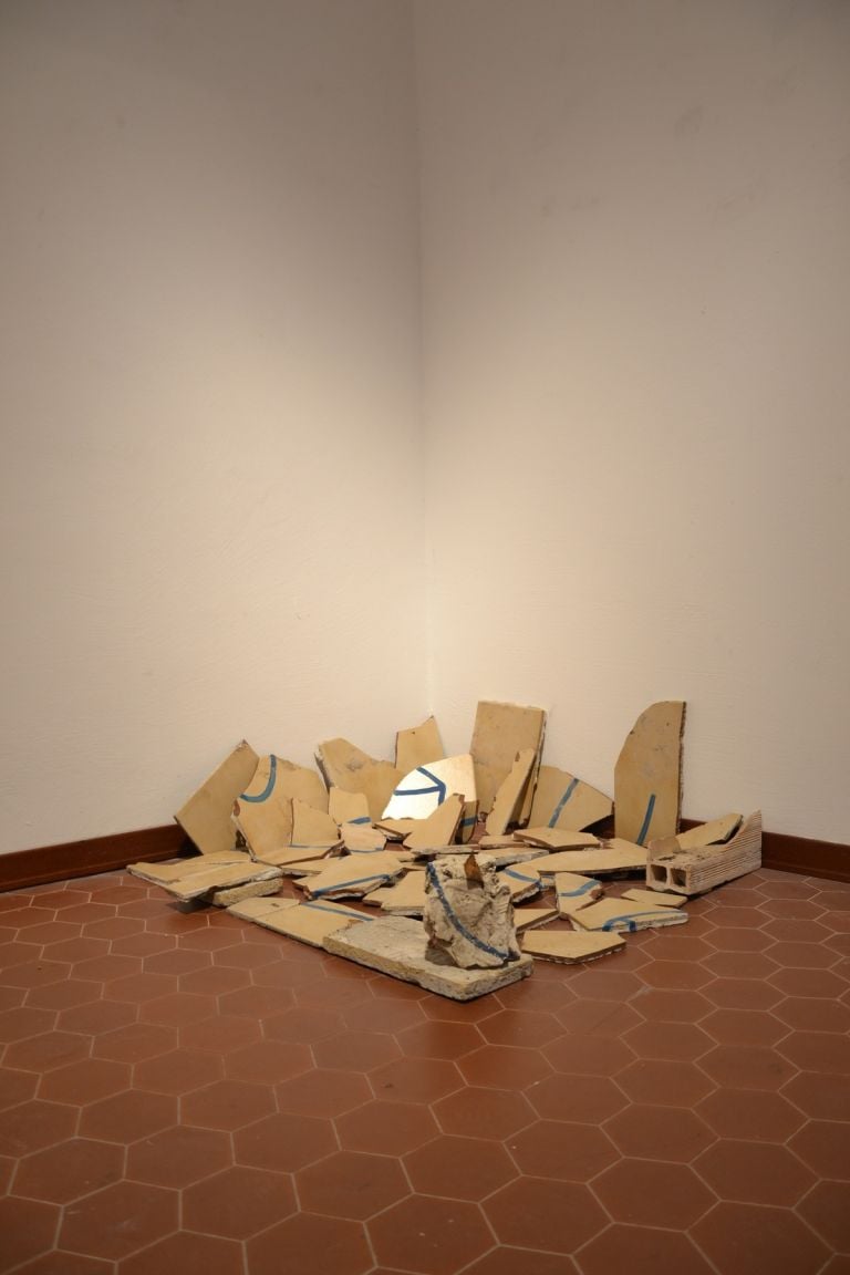 Matteo Messori, Autoritratto, 2020, smalto su mattonella, 80x96 cm