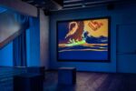 Meriem Bennani, Guided Tour of a Spill (CAPS Interlude), 2021, video still. Courtesy of the artist & François Ghebaly Gallery. Installation view at Osservatorio Prada, Milano 2022