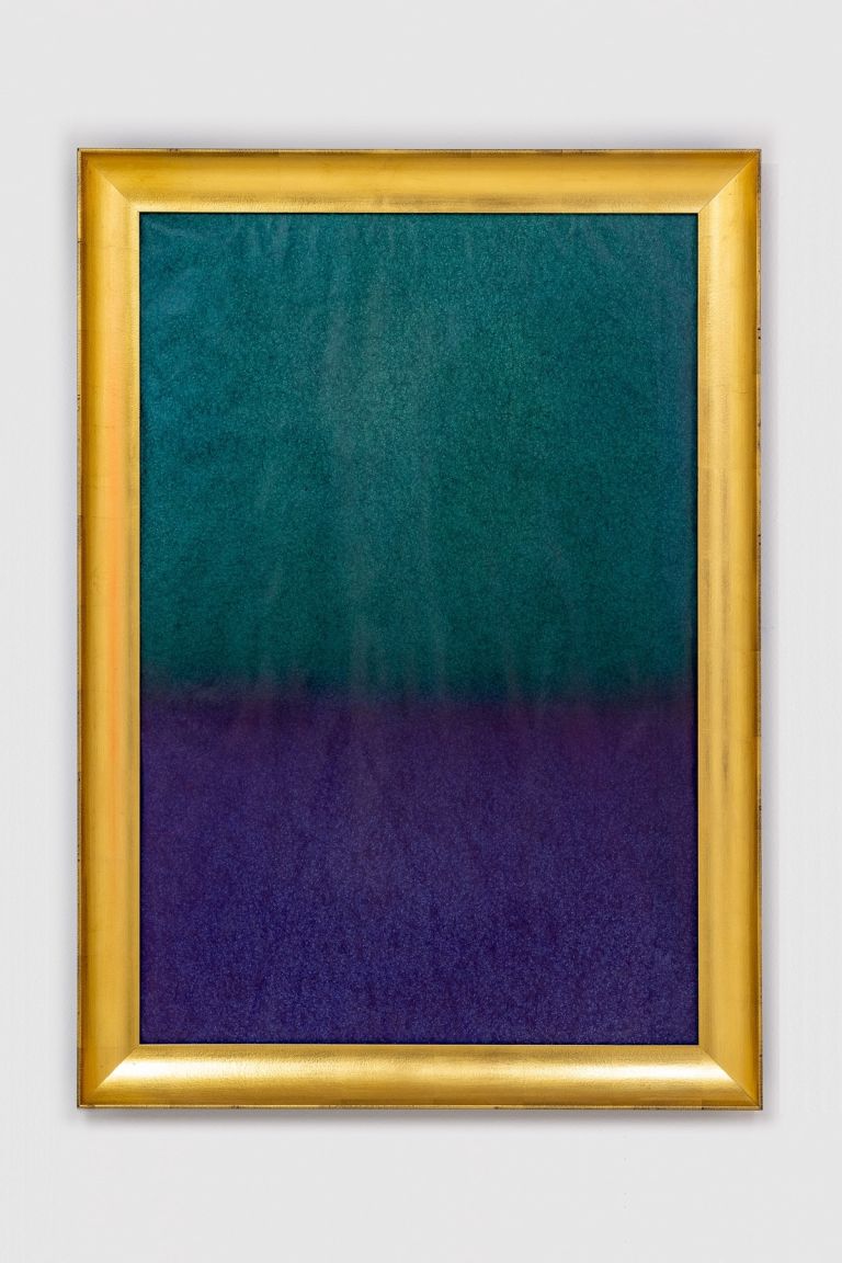 Serena Fineschi, Ingannare l'attesa (Rothko, nr. 17), Trash Series, 2020, penna Bic Cristal verde e blu su carta, 106 x 150 cm. Photo Enrico Fiorese
