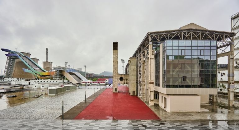 Shougang, Oxygen Factory e Big Air jump. Photo © Xu Ding