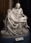 Calco della Pietà Vaticana di Michelangelo Buonarroti, ad opera di Ulderico Grispigni, Luciano Ermo, Ennio De Santis (formatori), 1975, gesso, Città del Vaticano, Musei Vaticani (inv. 50661) Courtesy Musei Vaticani