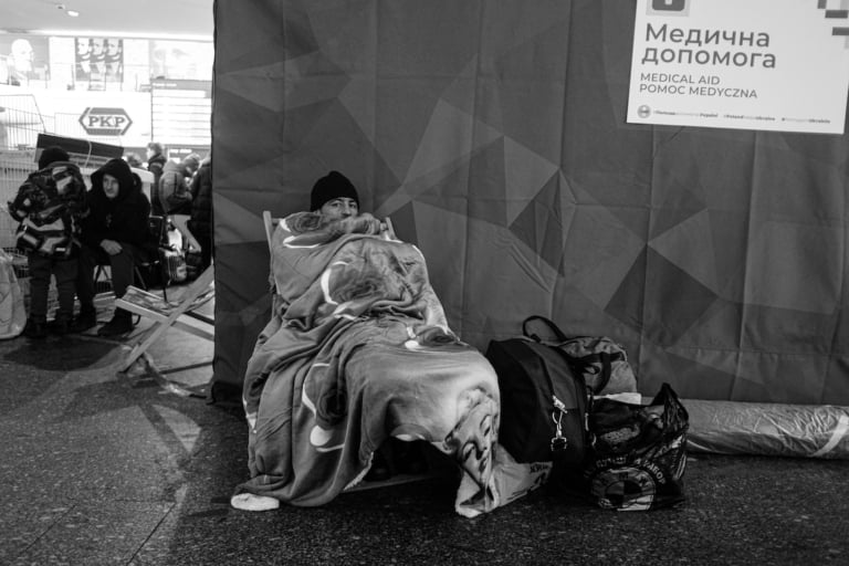 Centro di accoglienza per rifugiati ucraini alla stazione centrale di Varsavia, Polonia. Foto di Francesco Faraci