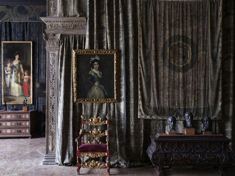 Piano nobile del Museo Fortuny, allestimento del percorso permanente, ph. Massimo Listri
