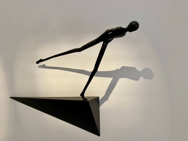 Alex Pinna, Keep go on, 2017, bronzo e ferro, cm 120x90x40, ed. 6+1