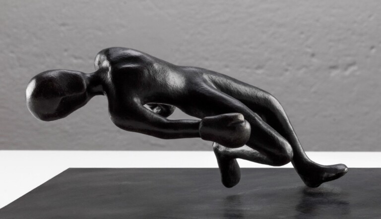 Alex Pinna, Knockout (George Foreman), 2017, bronzo, cm 26x12x30, ed 6+1