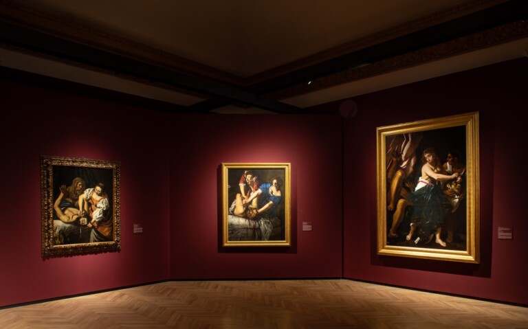 Caravaggio e Artemisia. Exhibition view at Gallerie Nazionali di Arte Antica – Palazzo Barberini, Roma 2021. Photo Alberto Novelli