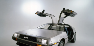 DeLorean DMC