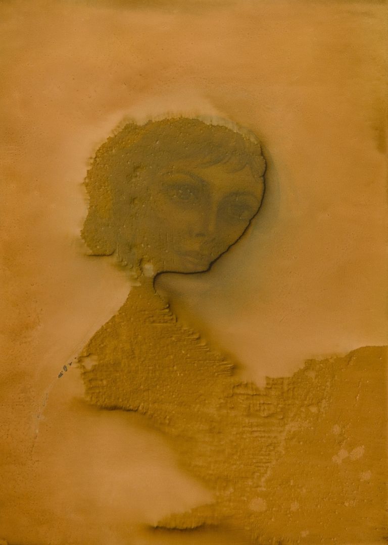 Giuseppe Adamo, Found Portrait, 2021. Acrilico su stampa trovata, 66,5 x 47,5 cm. Courtesy l'artista