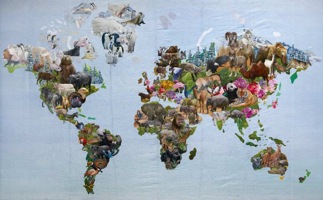 Ji Jong Yol, Jon Yong Bok, Kim Mi Ran e altri ottanta artisti, World Map, Corea del Nord, 2015, ricamo in seta. Collezione di Luciano Benetton, Treviso