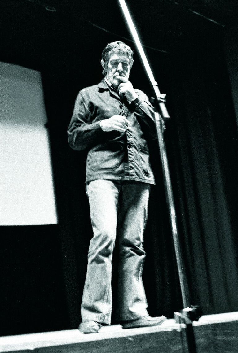 John Cage, Centre d’Art Contemporain, Salle Simon I. Patino, Ginevra, 1978, courtesy of John Cage Trust © Franz Egon von Fürstenberg