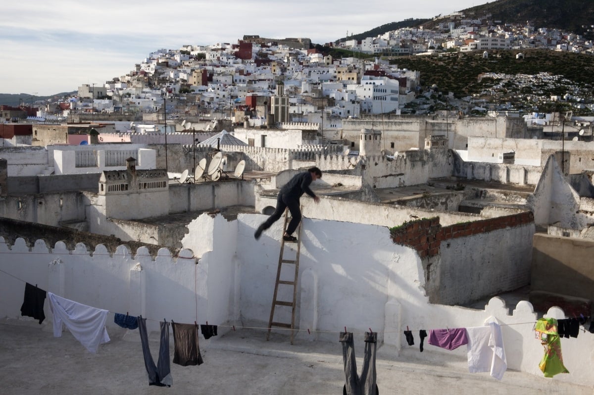 Jordi Colomer, Medina Parkour, 2014. Courtesy l’artista & Galería Juana de Aizpuru