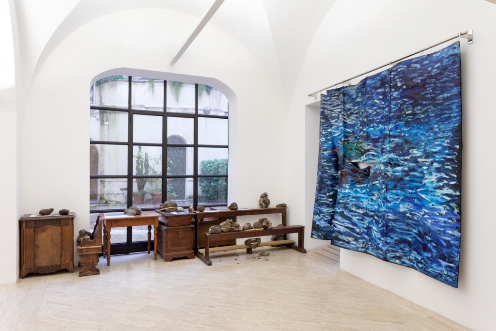 Gesti, pittura e spiritualità nella mostra di Oscar Murillo a Roma