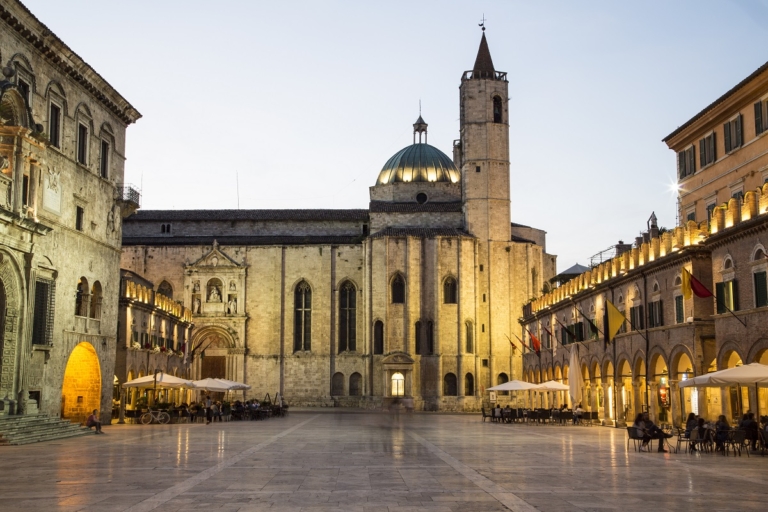 Piazza del Popolo, Ascoli