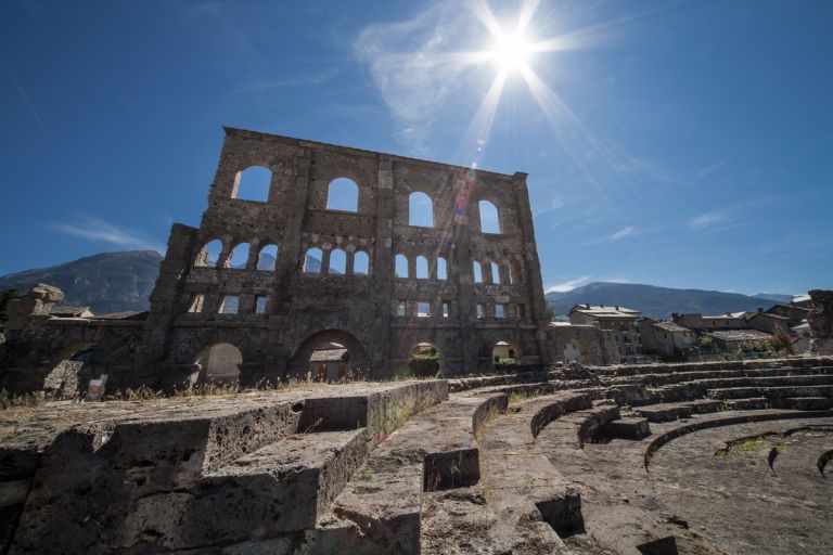 Teatro romano, Aosta. Photo Enrico Romanzi, Archivio mediateca regionale VDA