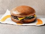 mcdonalds art 05 Il cibo di McDonald's irrompe nei quadri impressionisti