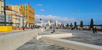 Napoli, piazza Municipio. Photo courtesy Mario Coppola