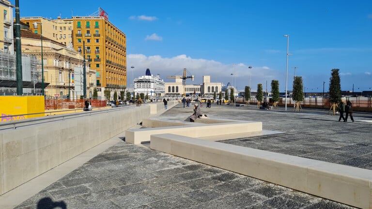 Napoli, piazza Municipio. Photo courtesy Mario Coppola