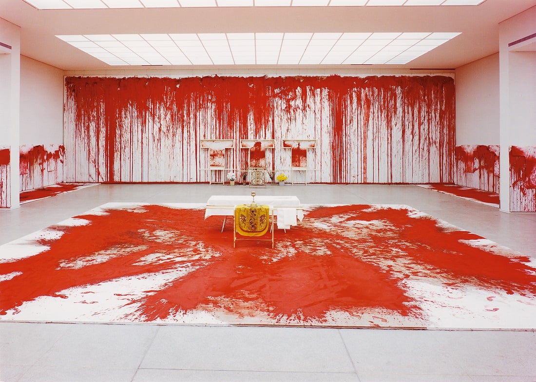 Hermann Nitsch, Schüttbild (action painting), 20th painting action, Secession Vienna 1987. Oil on canvas, 200 x 300 cm. Photo by Liesl Biber. Courtesy of the Nitsch Foundation. ©Atelier Hermann Nitsch.