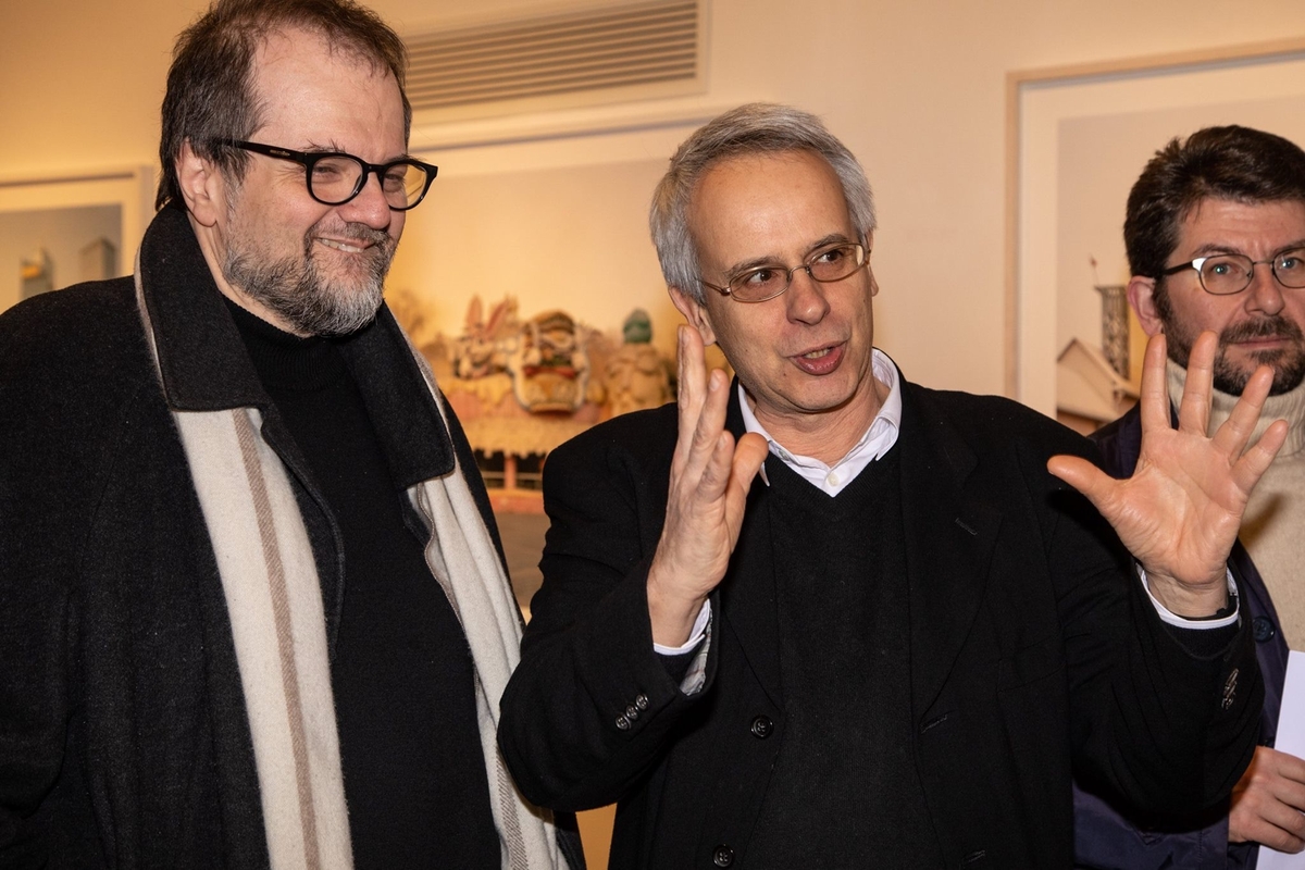 Andrea Cortellessa con Stefano Cerio all'inaugurazione del suo _Amusement_, Howtan Space, Roma