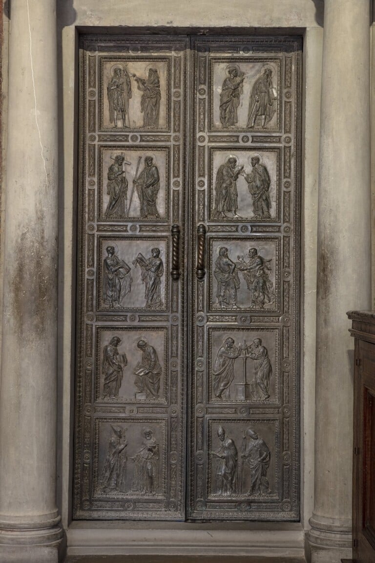 Donatello, Battenti della Porta degli Apostoli, 1440-42 ca.. Firenze, Basilica di San Lorenzo, Sagrestia Vecchia. Opera Medicea Laurenziana. Photo Bruno Bruchi