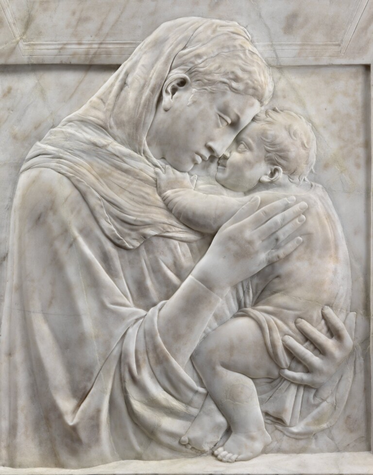 Donatello, Madonna col Bambino (Madonna Pazzi), 1422 ca., dettaglio © Staatliche Museen, Skulpturensammlung und Museum für Byzantinische Kunst. Photo Antje Voigt