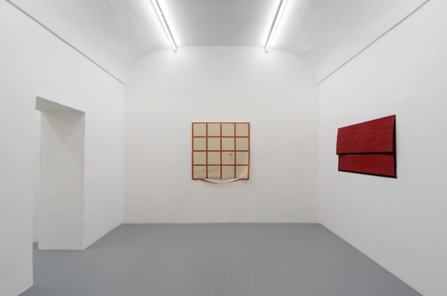 Eugenio Espinoza. Tre stanze, tre mesi. Exhibition view at Galleria Umberto Di Marino, Napoli 2022. Photo Danilo Donzelli