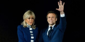 I Macron sul palco per il 24 aprile