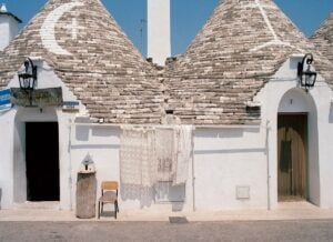 Il libro che raccoglie i paesaggi pugliesi di Luigi Ghirri