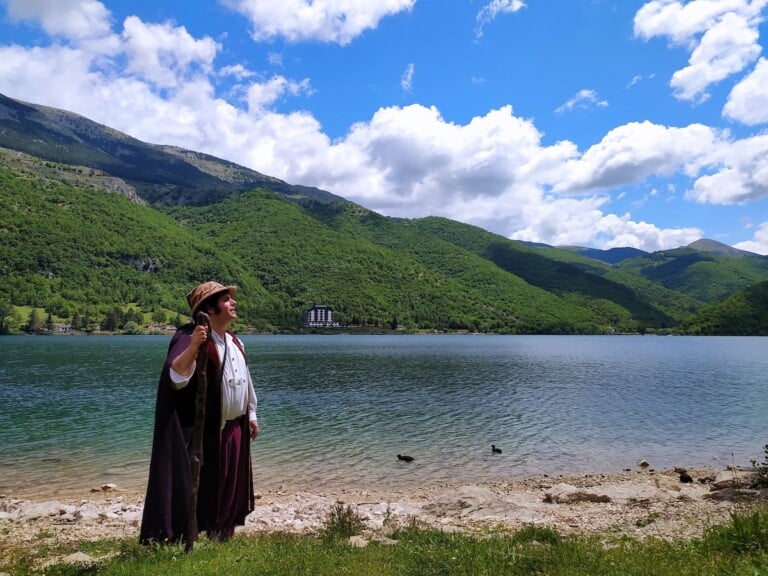 NicolasGentile @PATREON 6 Un villaggio Hobbit in Abruzzo: ecco la Contea di Nicolas Gentile