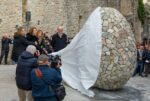 L'Ovo di Mirella Bentivoglio restituito a Gubbio