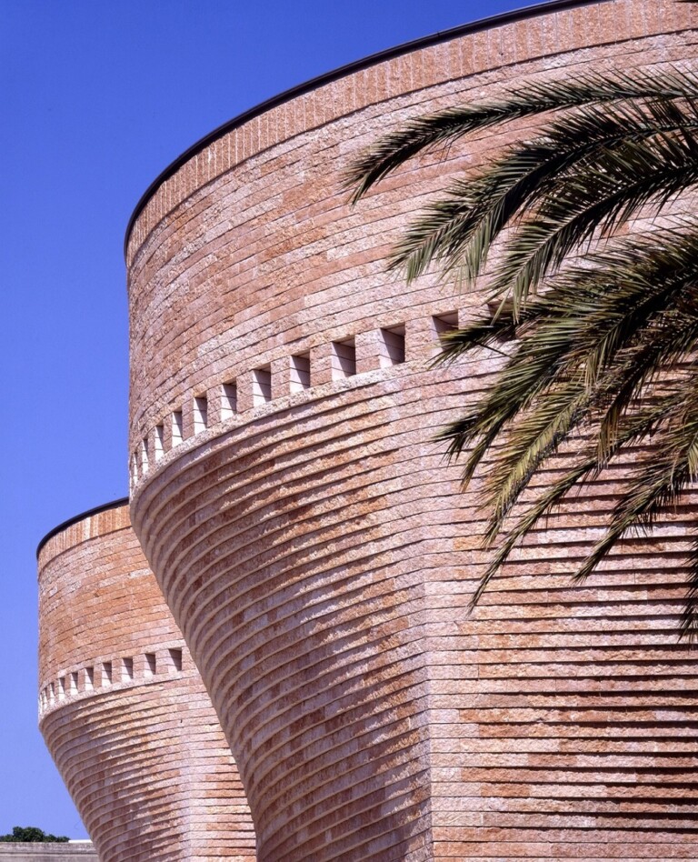 Sinagoga Cymbalista e Centro dell’Eredità ebraica Tel Aviv, Israele (1996 – 1998) ⒸPinoMusi