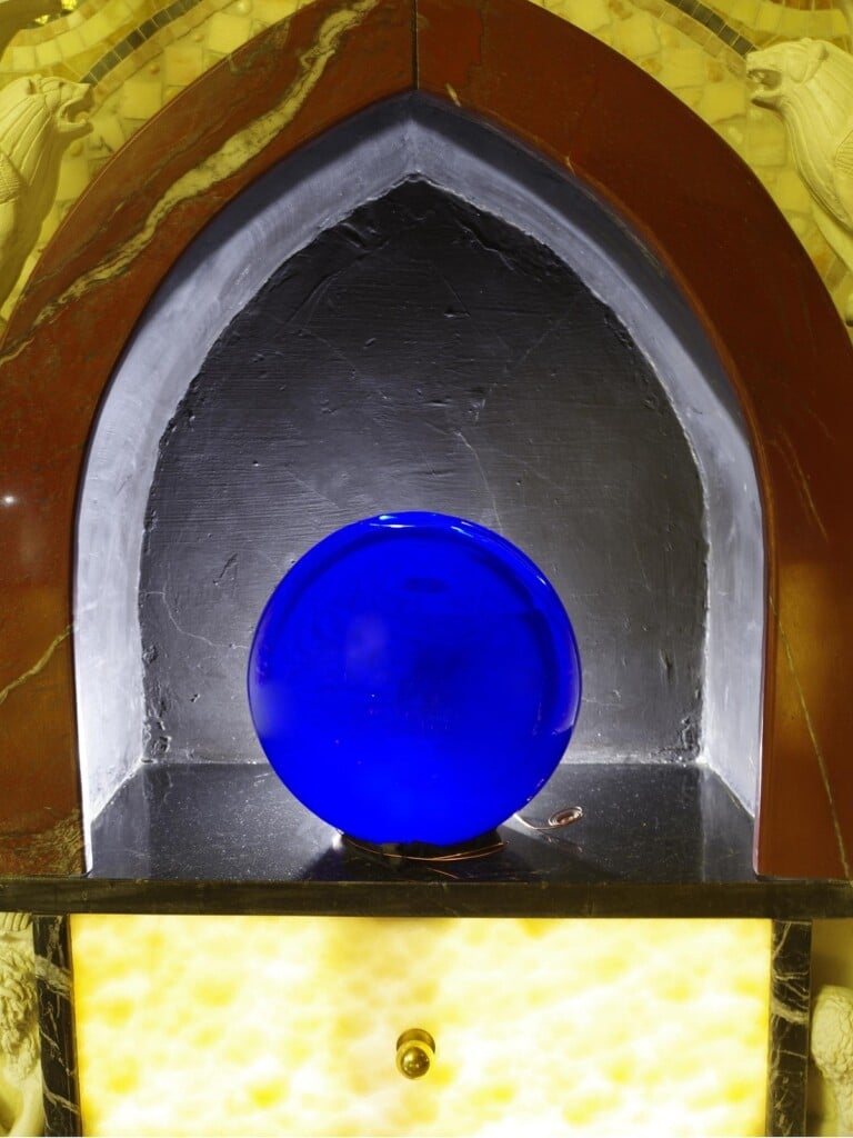 Tempio sotterraneo della Federazione di Damanhur, Vidracco. Photo © Silvia Camporesi