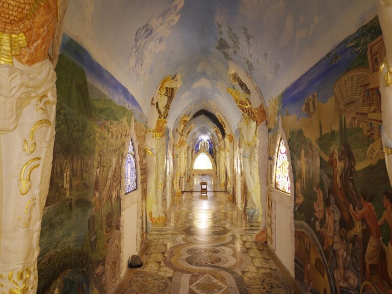 Tempio sotterraneo della Federazione di Damanhur, Vidracco. Photo © Silvia Camporesi